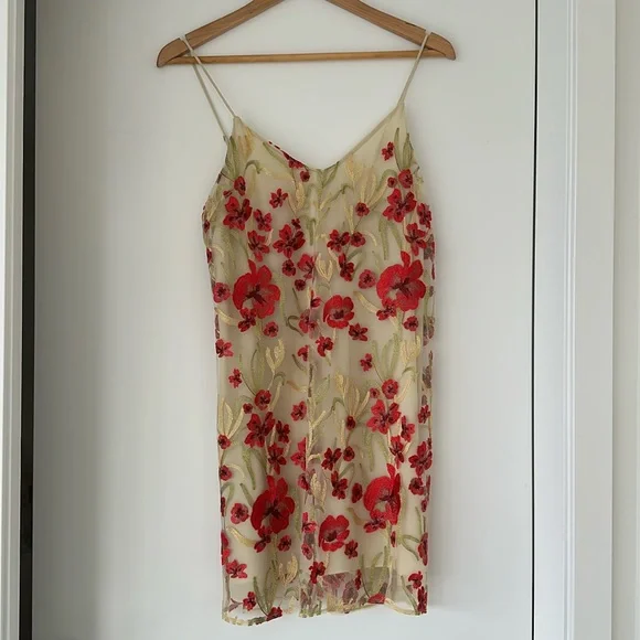 Aritzia A-line embroidered dress in S - Picture 1 of 3